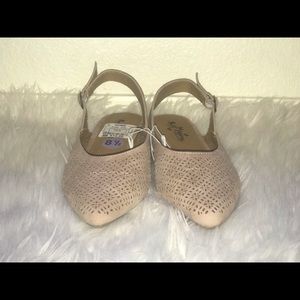 Self Esteem women’s size 8 1/2 pointed toe flats